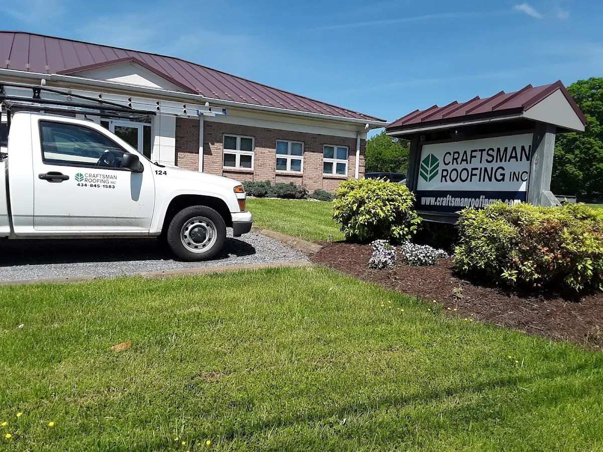 Quality Gutter & Downspout Repair by experienced craftsmen in Park Ridge